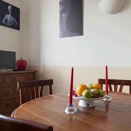 Raphael Vaticano Apartment Rome